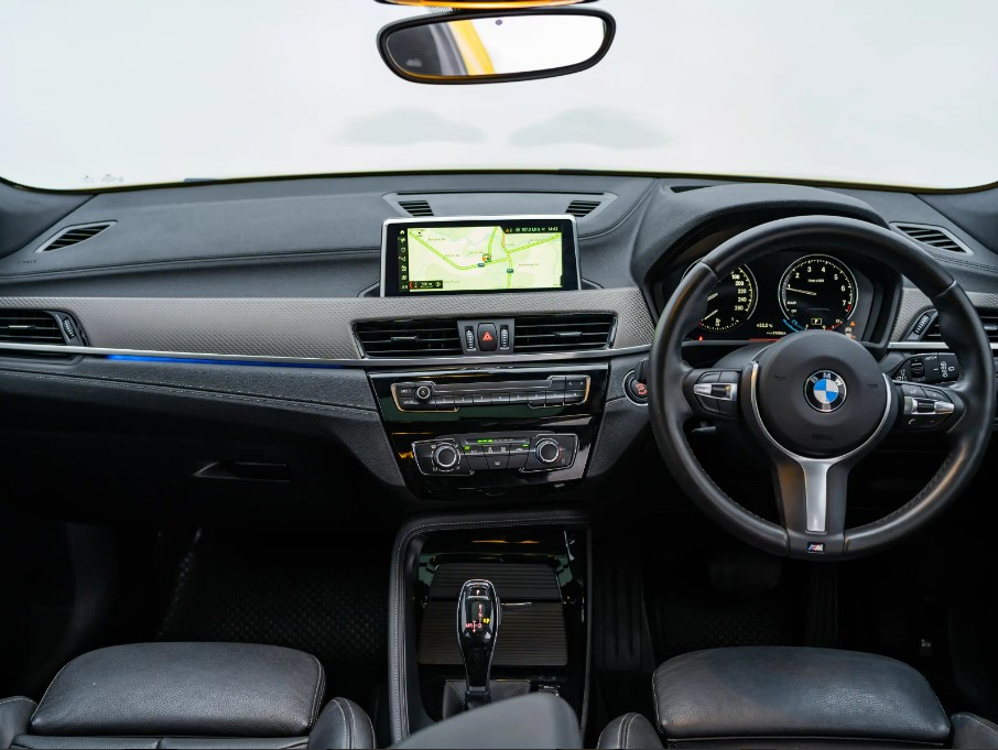 รถหรูมือสอง BMW X2 SDRIVE20I M SPORT 2.0 ปี 2018 ภายใน